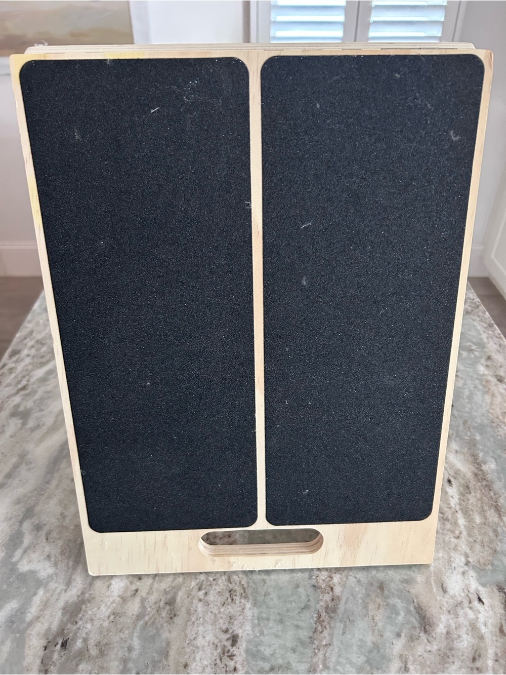 Squat mobility board strength training